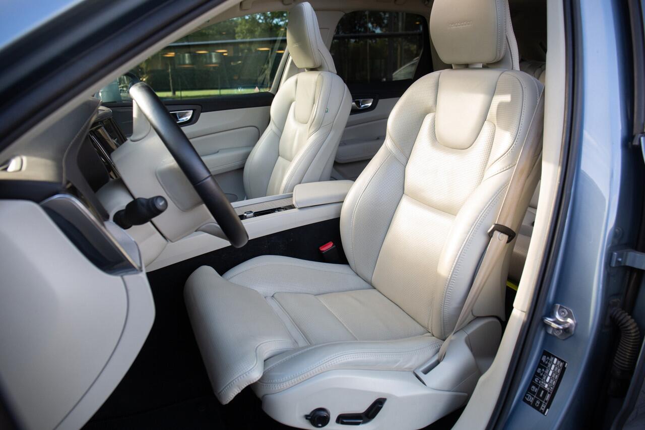 Volvo XC60 2.0 T5 Inscription , Luchtvering, Panoramadak, Trekhaak, Head-up Display,