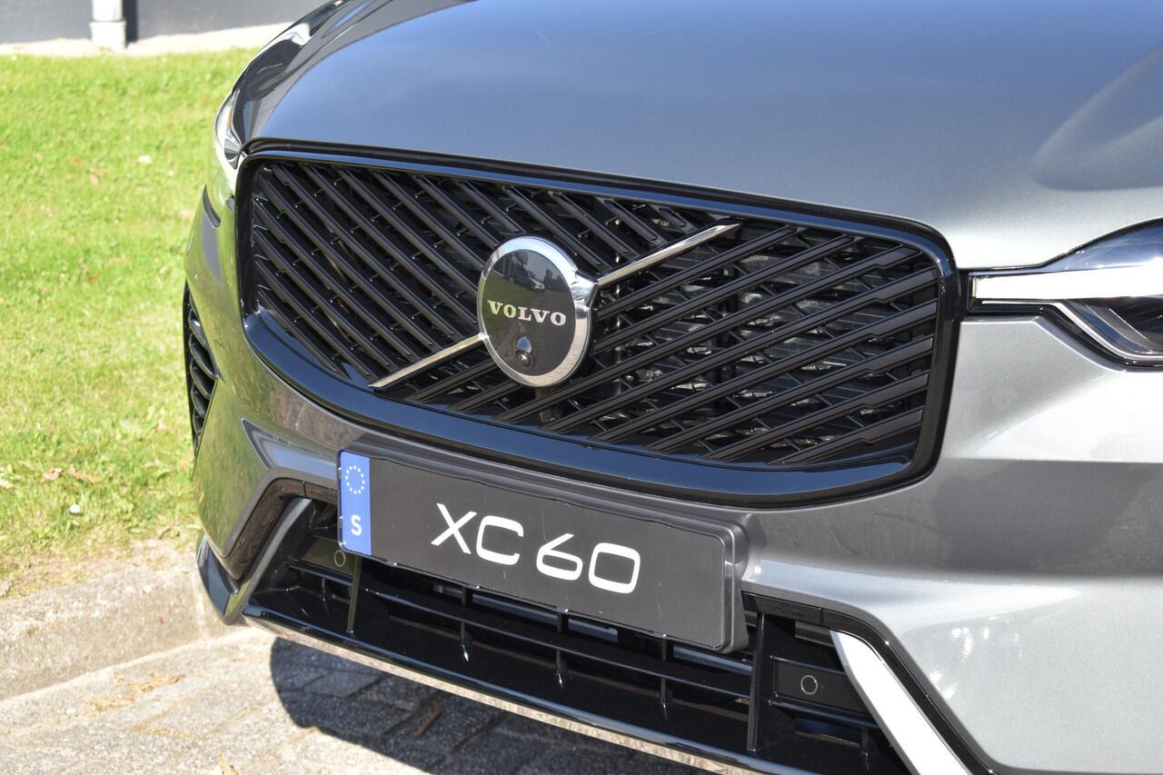 Volvo XC60 T6 AWD 350PK Plug-in Hybrid Ultra Dark | Nieuw | Luchtvering | 21"LMV | 360 camera | Panodak | HUD | H&K |