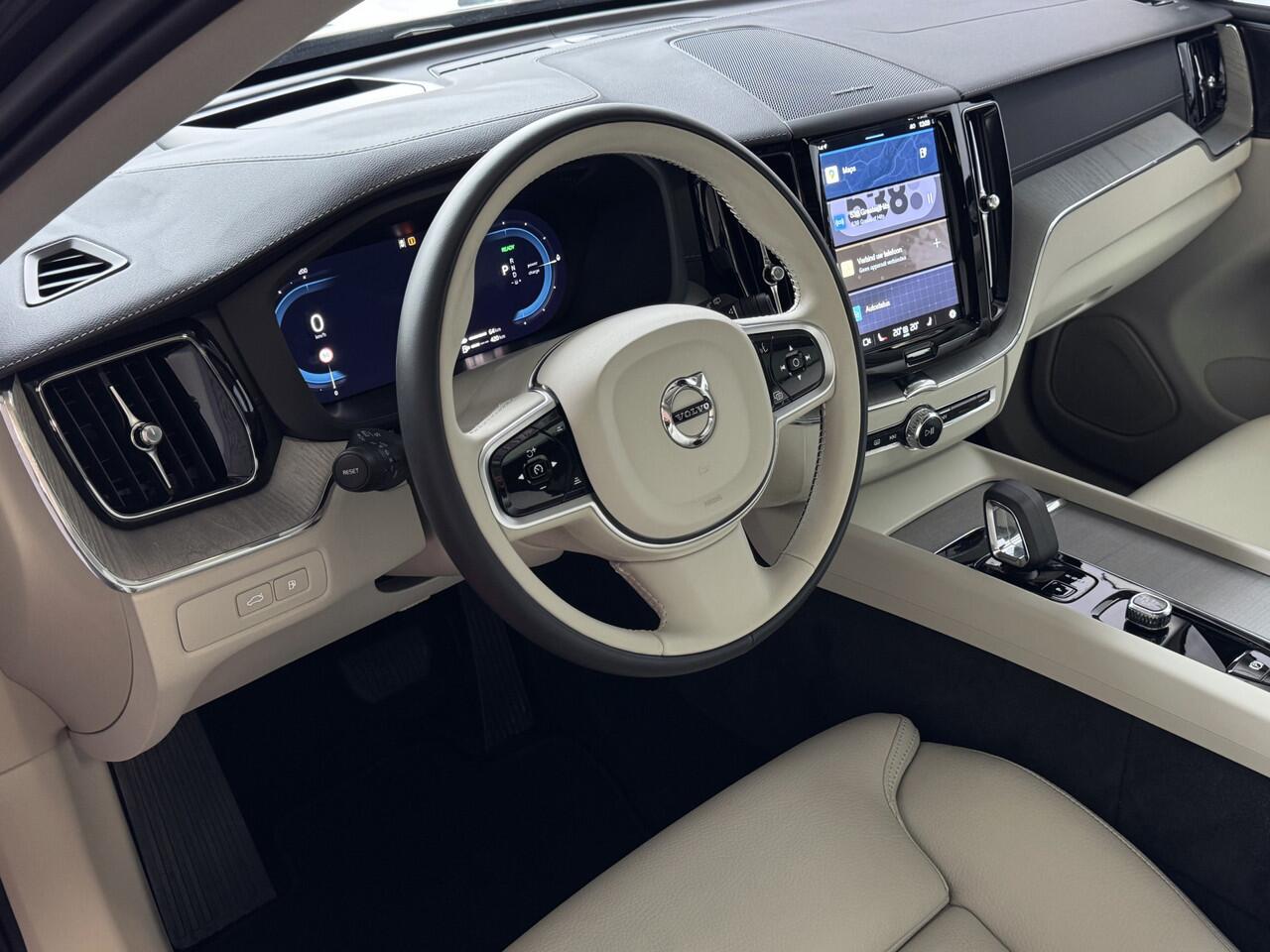 Volvo XC60 2.0 T6 350 PK CREME.LEER PHEV AWD ULTRA BRIGHT LONG RANGE PANO HARMAN/KARDON HEADUP ELEK.KLEP phev .