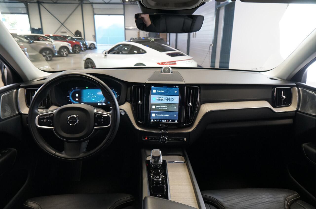 Volvo XC60 2.0 T8 AWD 287kW/390pk Aut8 Plug-In Hybrid Ultimate Bright LUCHTVERING + BOWERS&WILKINS + PANORAMADAK + STOELMASSAGE + STANDKACHEL + + PILOT ASSIST + ADAPT.CRUISE + STOELVERWARMING&-VENTILATIE + 360 CAMERA + STUURVERWARMING + PARKSENSOREN + 22" LM-VELGEN!