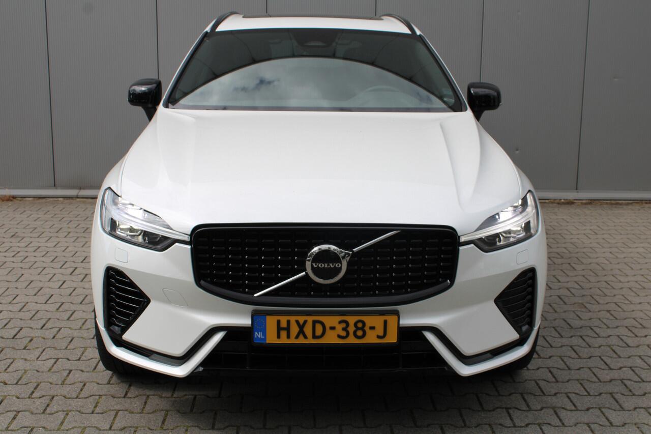 Volvo XC60 T6 Plug-in hybrid AWD Plus Dark | Trekhaak | Harman Kardon | Full LED