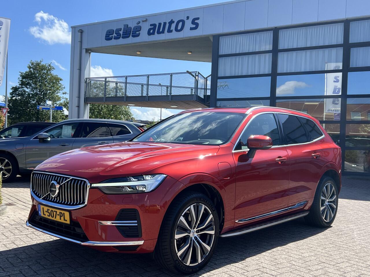 Volvo XC60 2.0 T6 Plug-in hybrid 340 pk AWD Inscription Exclusive Navi Trekhaak Panoramadak Blis 20 Inch Velgen Harman Kardon Pilot Assist ACC Head -UP DAB Carplay Getint Glas NL Auto Plug-in Hybride 1e Eigenaar BTW Auto