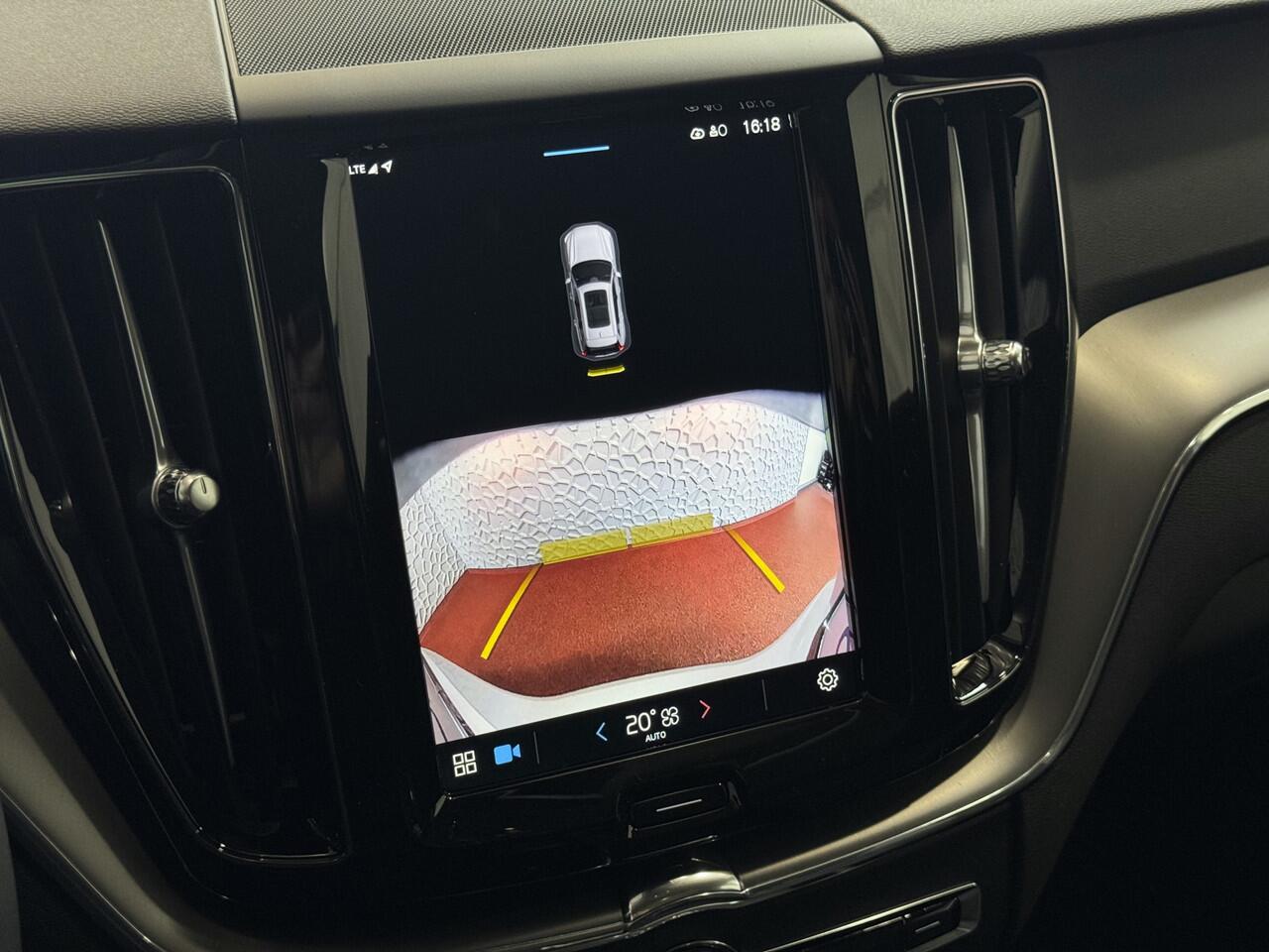 Volvo XC60 ?NIEUWE AUTO? 2.0 T6 350PK PHEV LEER AWD LONG RANGE PANORAMA PERF.AUDIO ELEK.KLEP phev ? Top Auto's Wijchen , Altijd een Ruim aanbod van Volvo's i BUSINESS / CORE / BRIGHT / DARK / ULTRA DARK / PLUS DARK / BLACK EDITION / ESSENTIAL / T6 / T8 ?