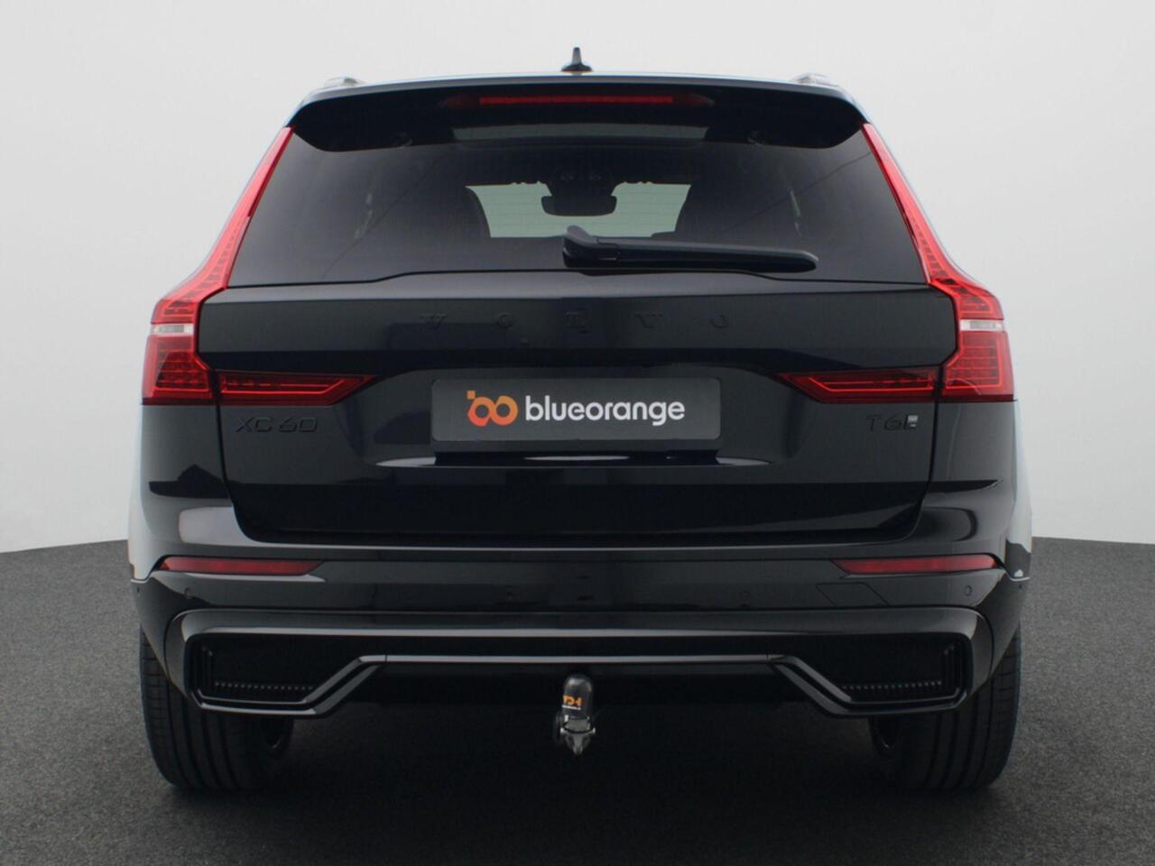Volvo XC60 2.0 T6 Plug-in hybrid AWD Plus Black Edition 350PK Panoramadak,