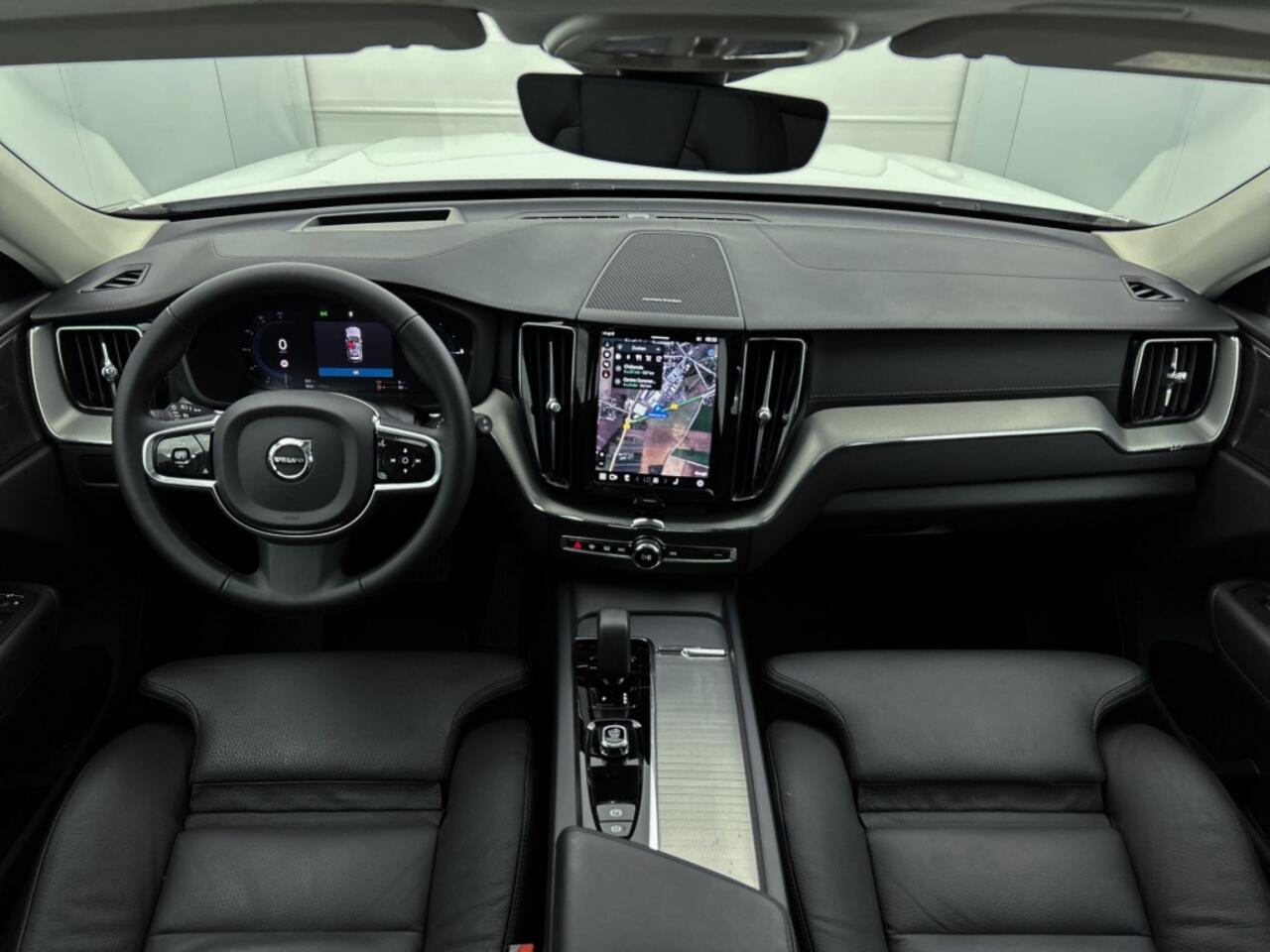 Volvo XC60 2.0 T6 AWD Ultra Dark | trekhaak