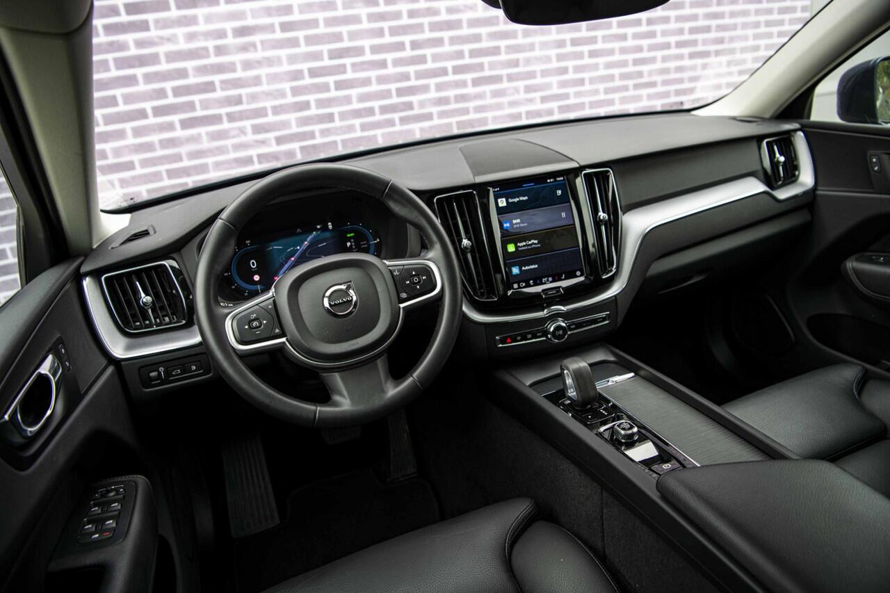 Volvo XC60 2.0 T6 Plug-in hybrid AWD Inscription | Adaptieve Cruise Control | Panoramadak | Parkeercamera | Trekhaak | Stoel-/Stuurverwarming |