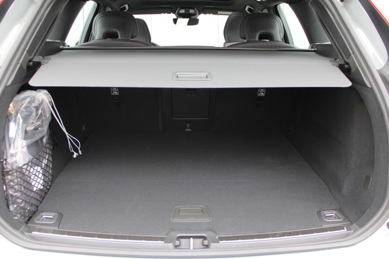 Volvo XC60 T6 Plug-in hybrid AWD Plus Dark