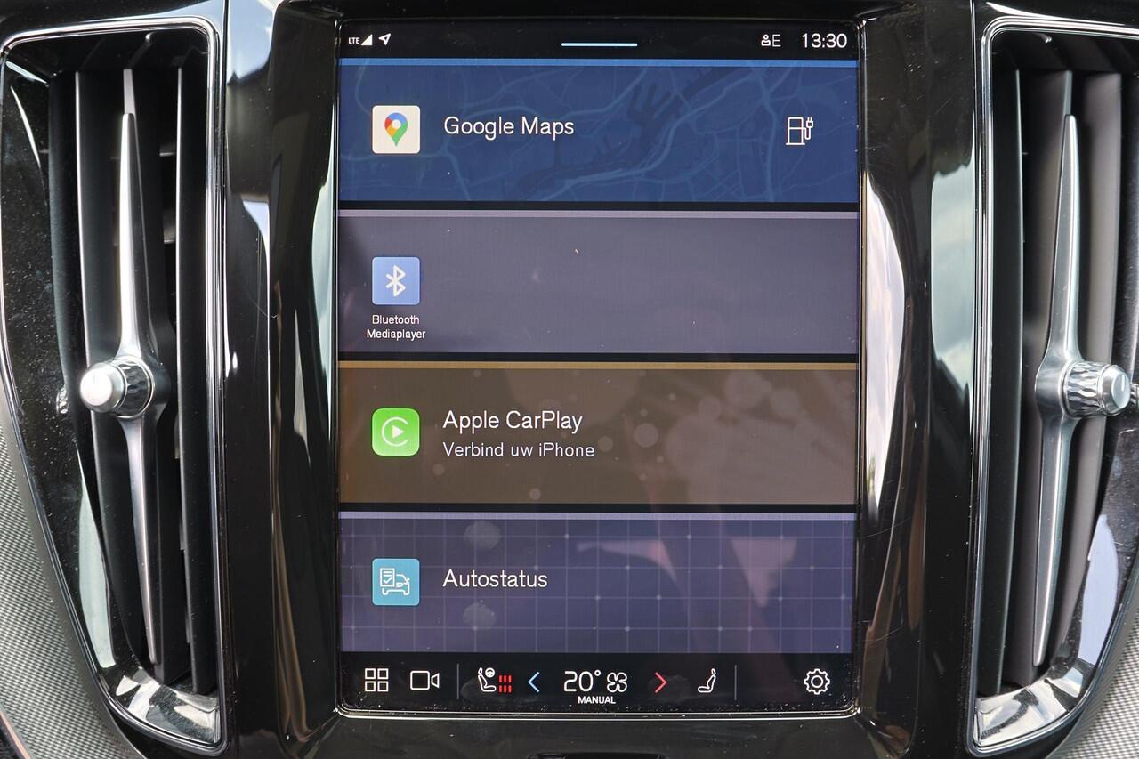 Volvo XC60 T8 Recharge AWD Plus Dark - Panorama/schuifdak - IntelliSafe Assist & Surround - 360º Camera - Harman/Kardon audio - Verwarmde voorstoelen, stuur & achterbank - Parkeersensoren voor & achter - Elektr. bedienb. voorstoelen met geheugen - Draadloze tel. lad