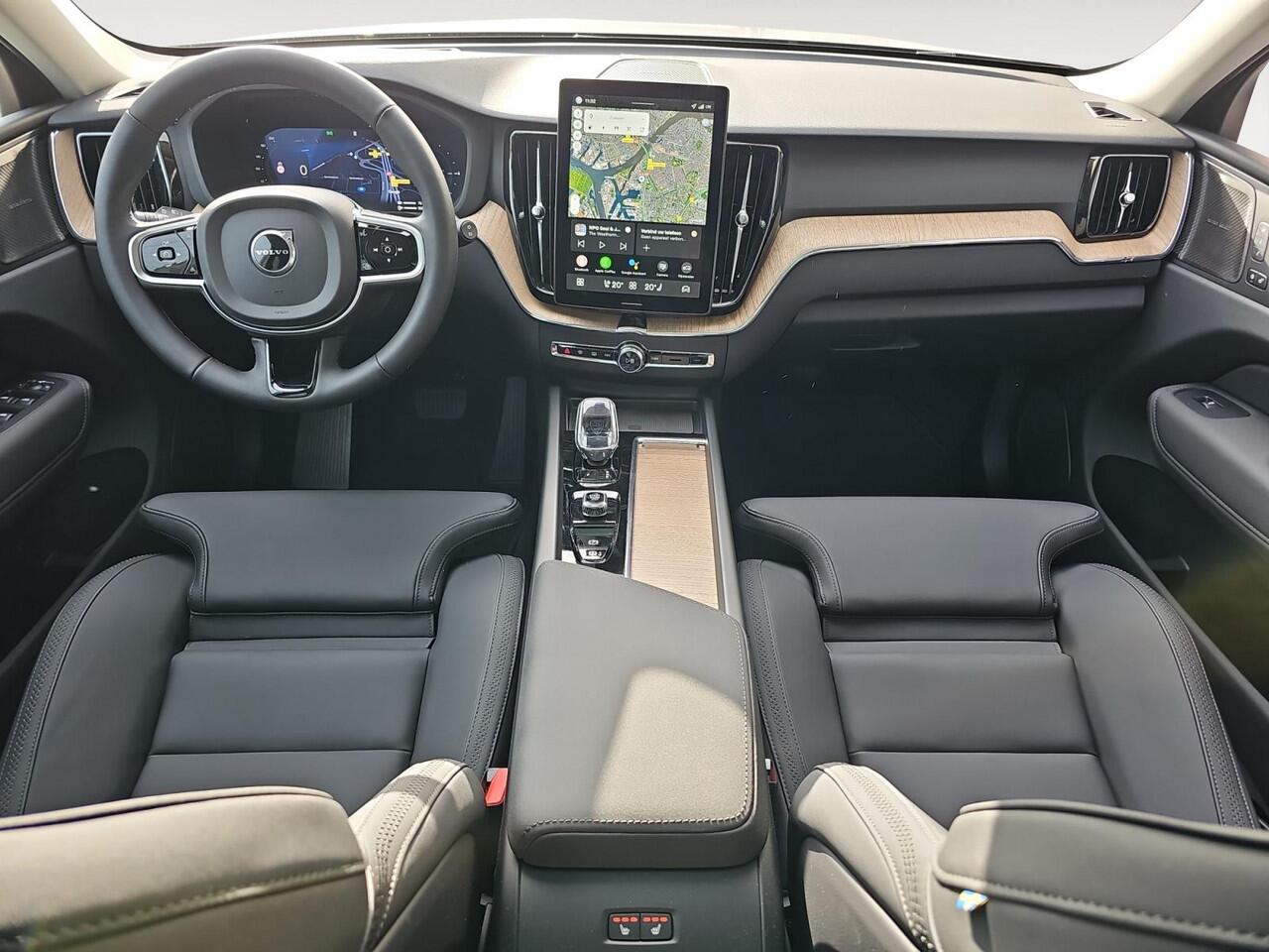 Volvo XC60 2.0 T6 Plug-in hybrid AWD Plus Dark | Panorama dak | Harman/Kardon | Head-up Display | 360 graden camera |