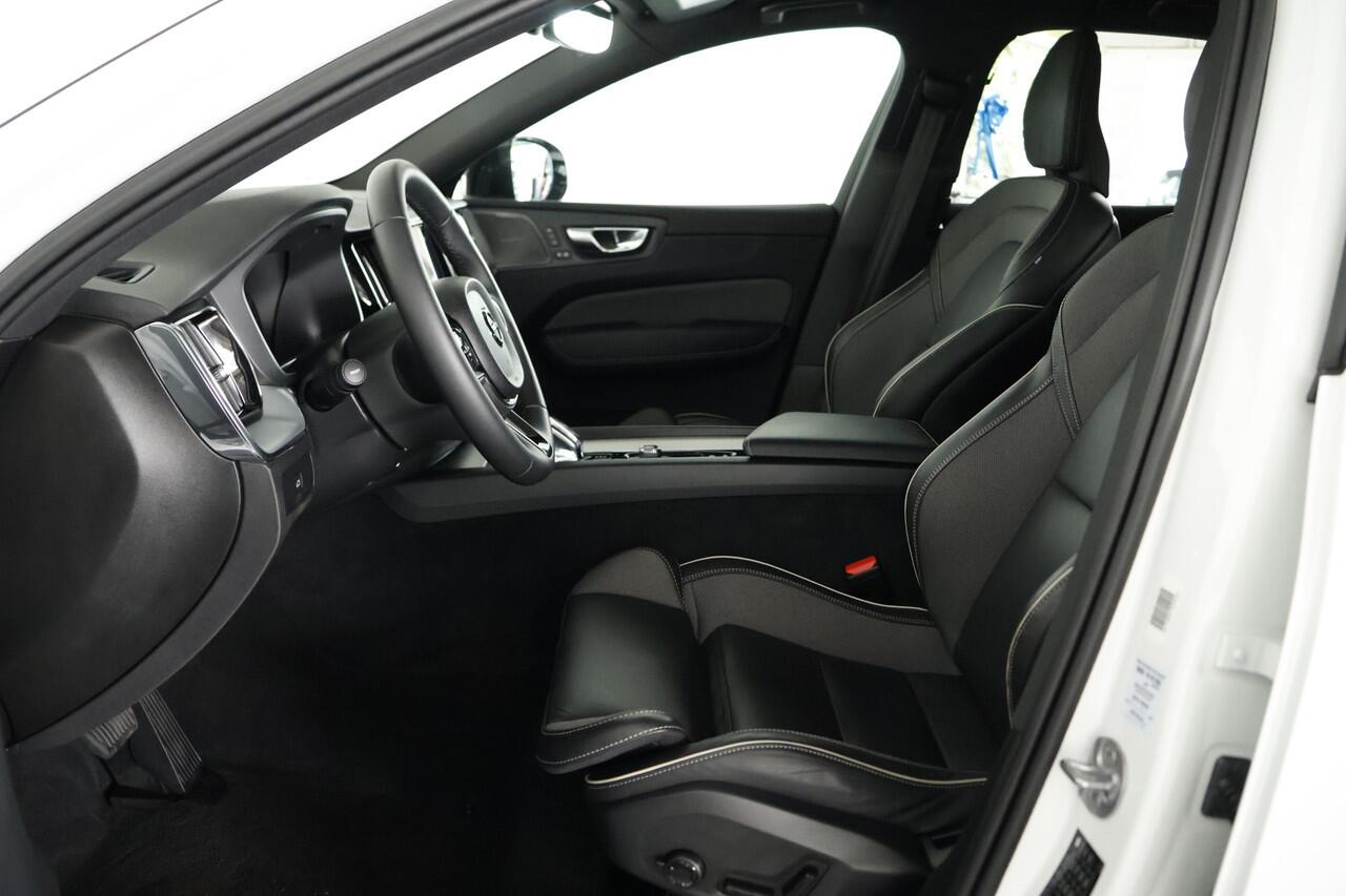 Volvo XC60 B4 AWD Plus Dark Navi / Harman-Kardon / Memory / 360 Camera