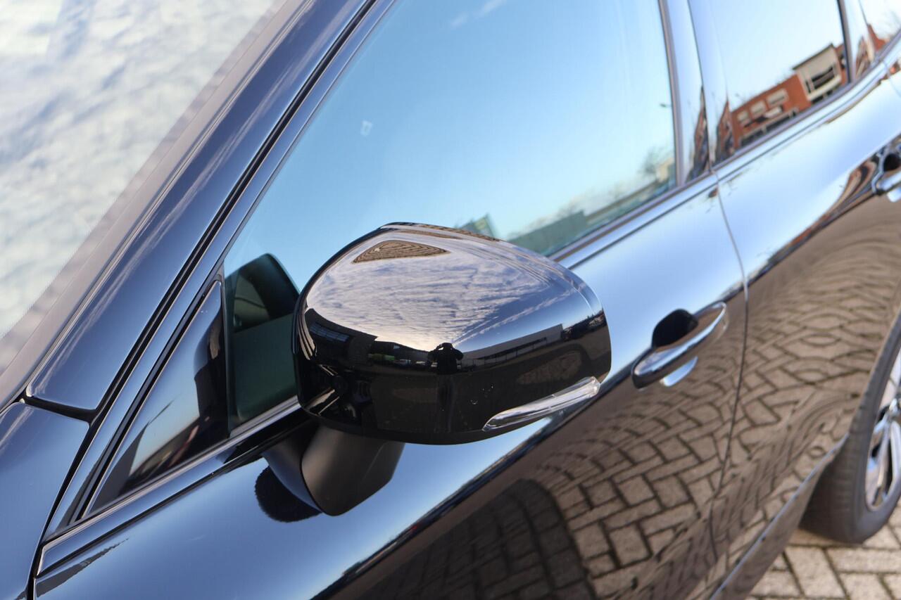 Volvo XC60 Recharge T8 AWD Ultimate Dark | LONG RANGE | Luchtvering | Trekhaak