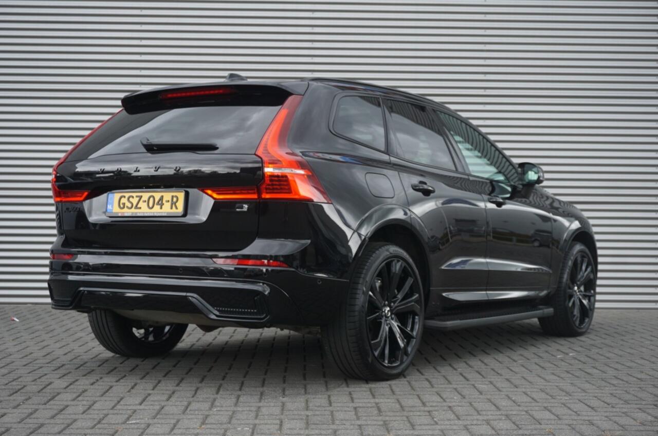Volvo XC60 350PK T6 AWD Black Edition TREKHAAK | 360° CAMERA | SCHUIFDAK!