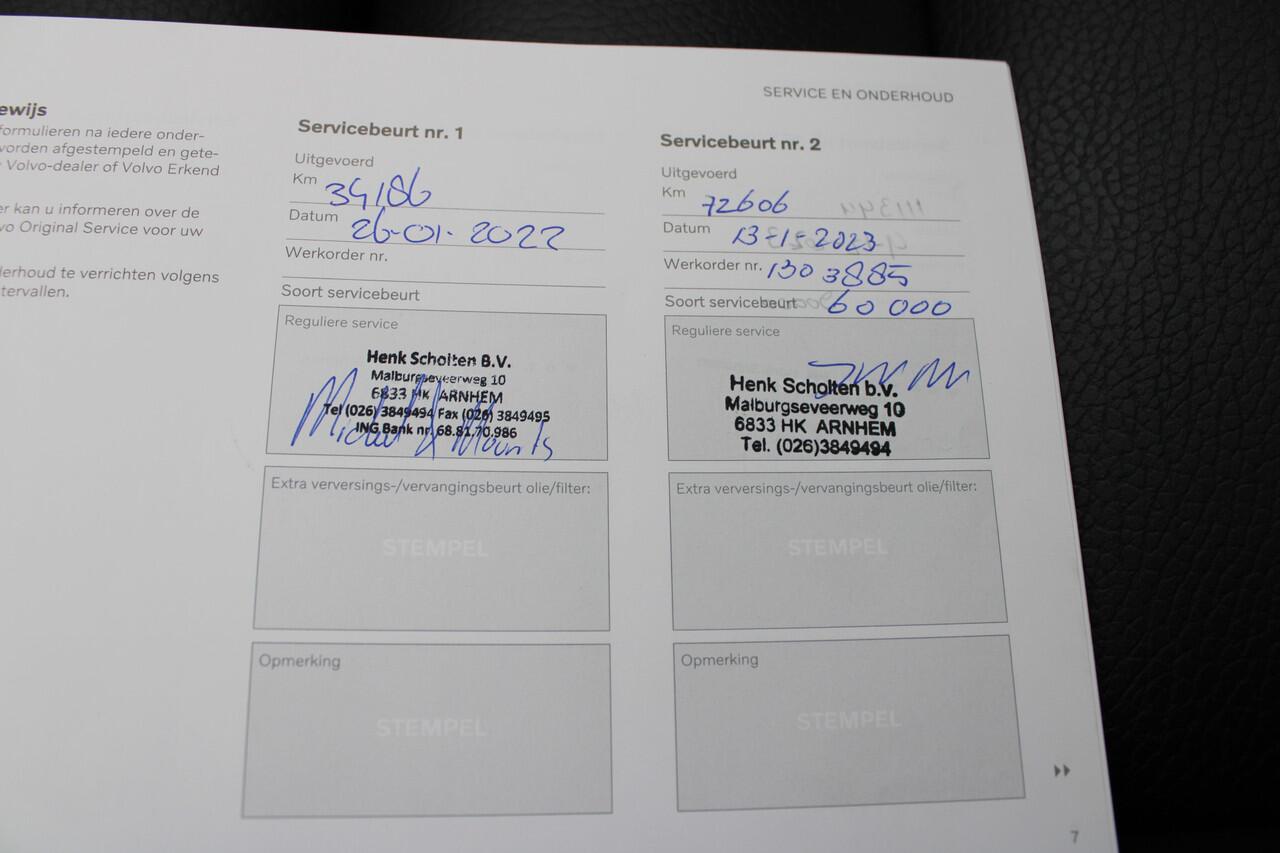 Volvo XC60 B5 Automaat Momentum Exclusive | Head Up display | Trekhaak | Premium Sound | Rondom zicht camera