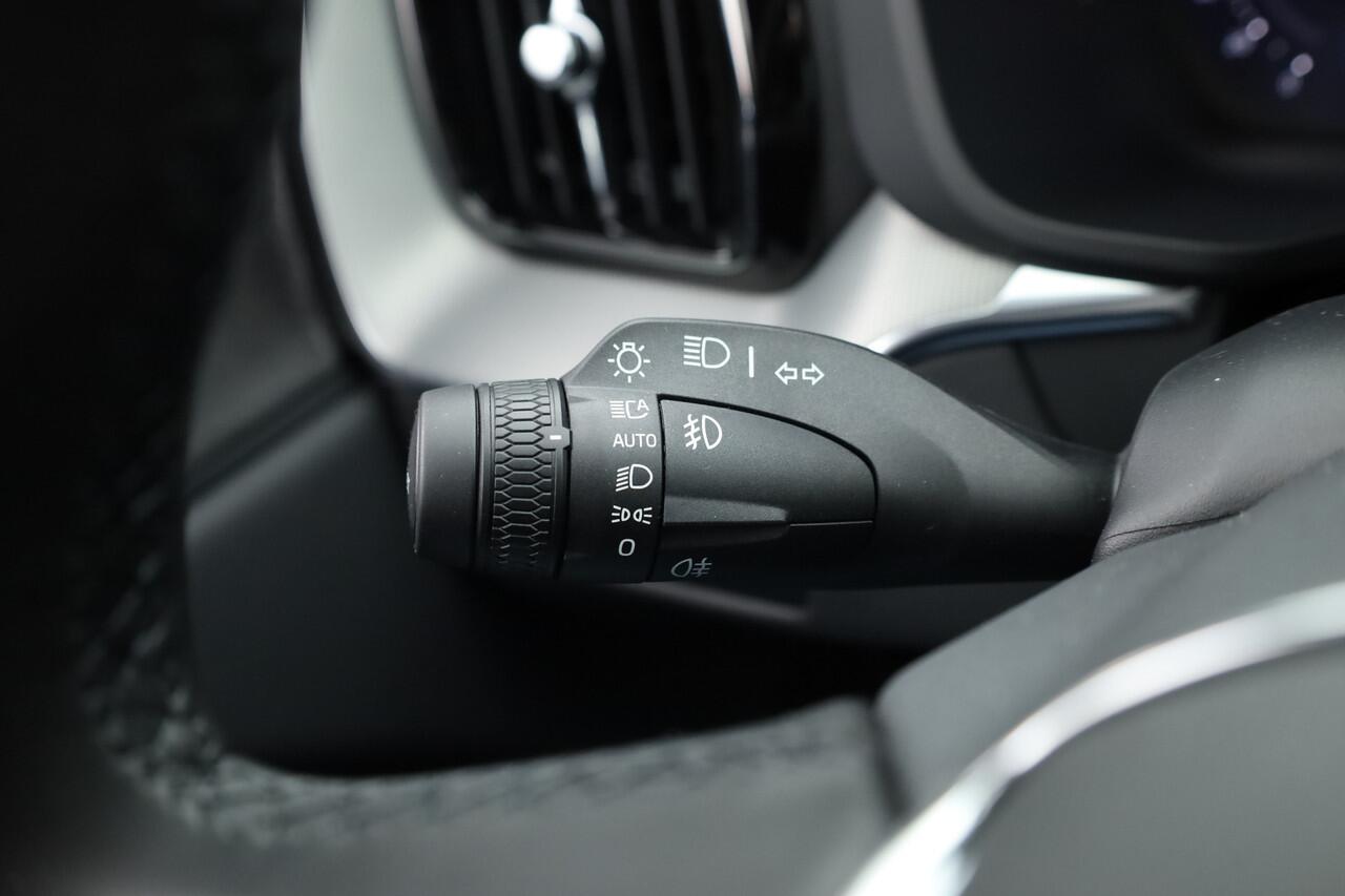 Volvo XC60 T6 Plug-in hybrid Plus Black Edition | Pano | Harman Kardon | Memory Seats | 360cam | Blis | Pilot Assist | 21''