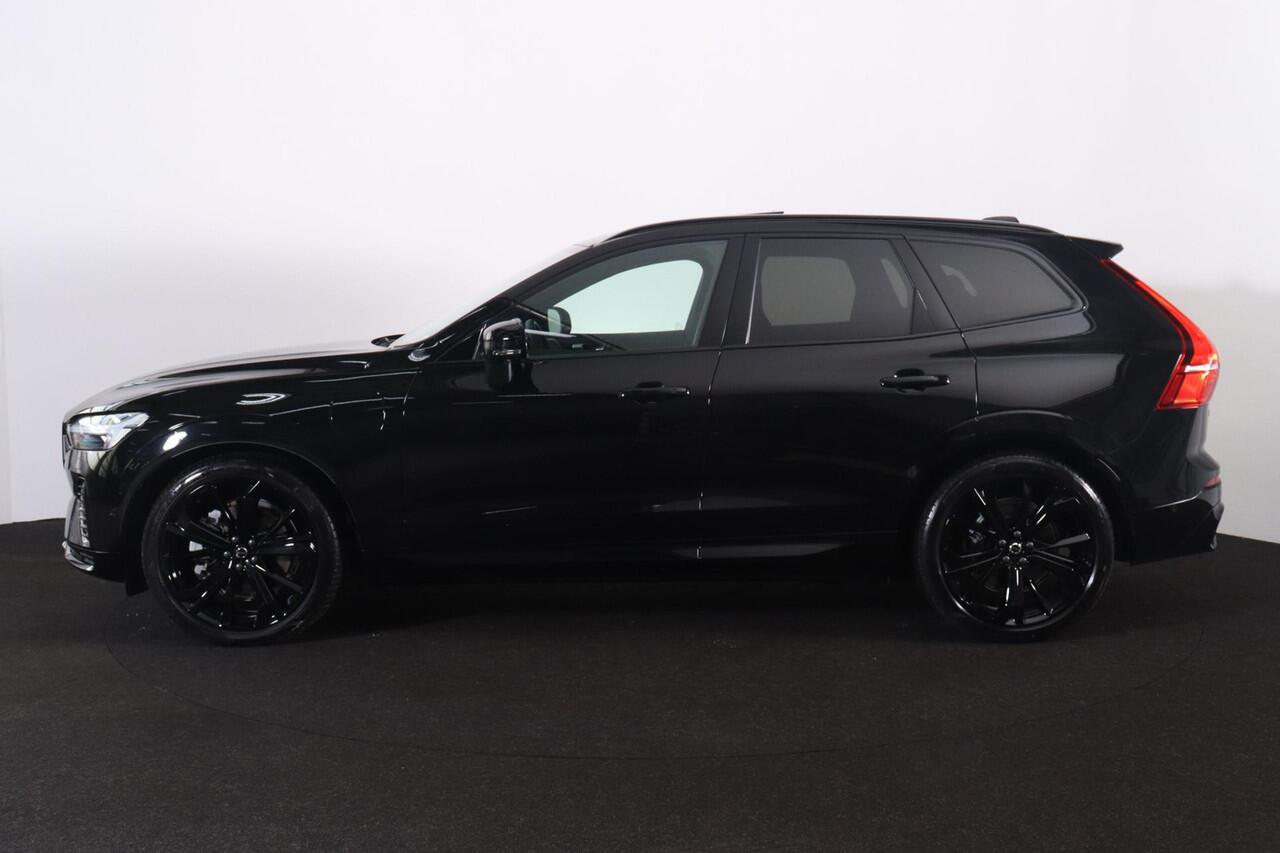 Volvo XC60 T6 Recharge AWD Ultra Black Edition - Luchtvering - Nappaleder - Stoelventilatie - Massagefunctie - IntelliSafe Assist & Surround - 360º Camera - Bowers & Wilkins audio - Adaptieve LED koplampen - Nappa leder - Verwarmde voorstoelen, stuur & achterbank - 