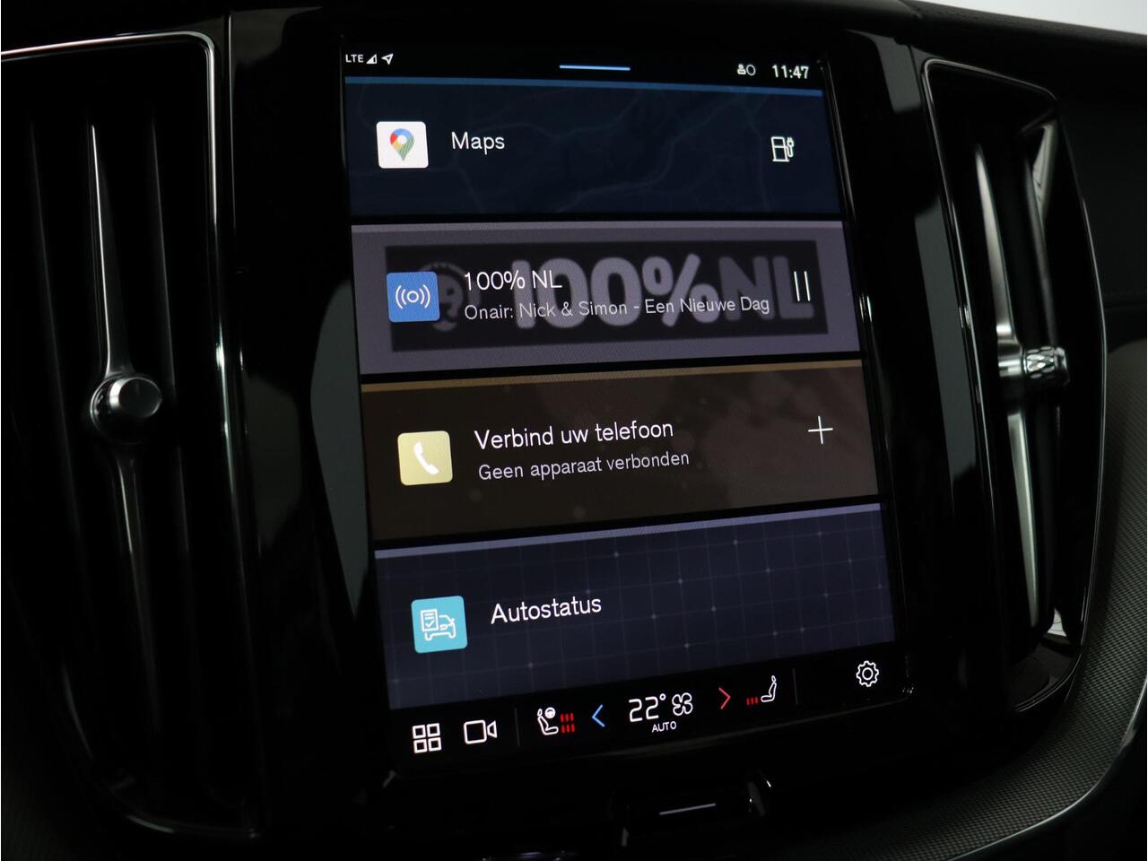 Volvo XC60 T6 AWD Plug-in hybrid Ultra Dark / Stoel+stuur+achterbankverwarming / Contourstoelen / Privacy glass / Elektr. bed. stoelen