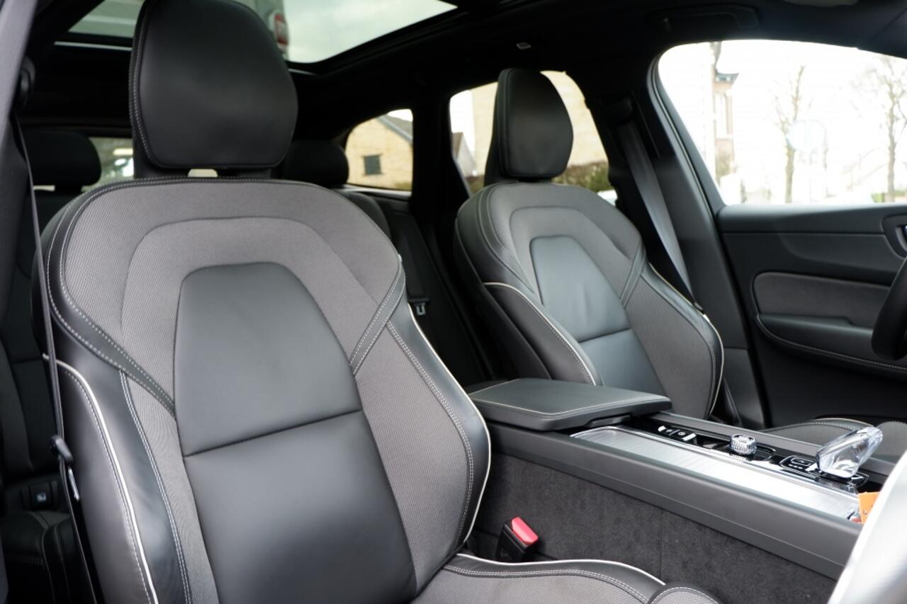 Volvo XC60 2.0 T6 AWD + Dark/PHEV Long Range/ Rijklaarprijs/Full option