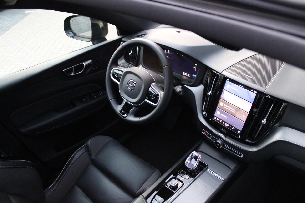 Volvo XC60 2.0 T6 Plug-in hybrid AWD Plus Dark - 360 Camera - Pano - H&K - Stoel/Stuurverwarming - Memory - BLIS - Keyless - Rijklaar