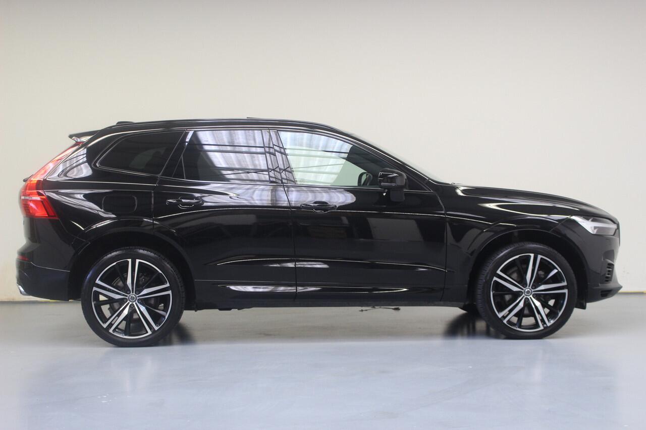 Volvo XC60 Recharge T6 AWD R-Design | Rijklaarprijs | Luchtvering | Bowers & Wilkins | Trekhaak |