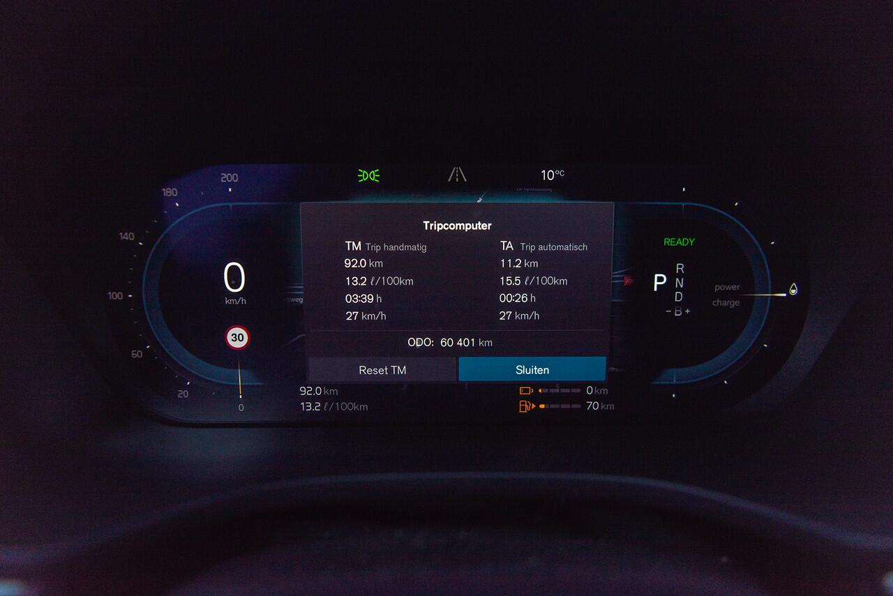 Volvo XC60 T6 Aut. LongRange Core Bright Leder Panoramadak 350pk