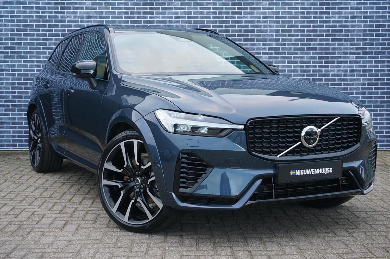 Volvo XC60 2.0 T8 Plug-in hybrid AWD Ultra Dark | Luchtvering | Bowers & Wilkins | Massage | Stoel koeling | Stoel + Stuur verwarming | Panorama Schuifdak |