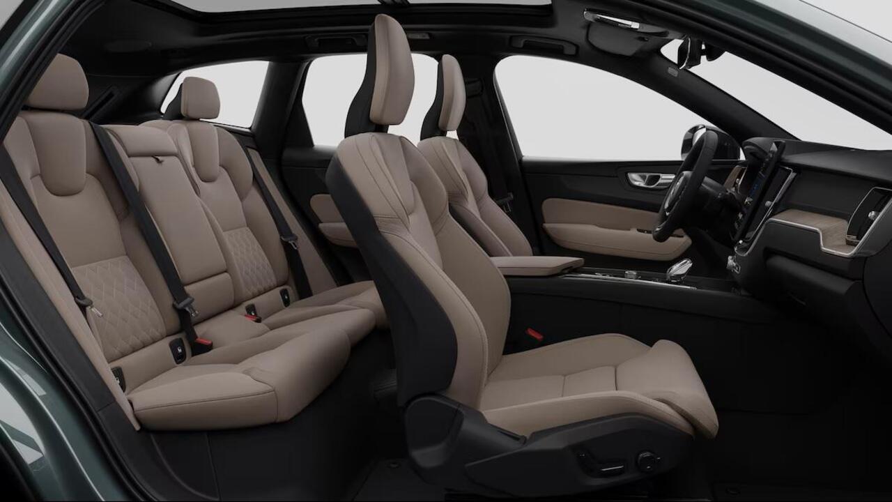 Volvo XC60 T6 AWD 350 pk Plug-in hybrid Plus Dark | Long Range | Google | Luchtvering | Head-Up Display | Schuif-/Kanteldak | 360 Camera | Getint Glas | Keyless | Zitverlenging | Stoelverwarming Voor + Achter | Memory | Elek. Stoelen | Adaptieve Cruise | Elek. Stoel