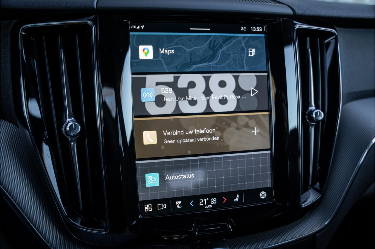 Volvo XC60 T6 Recharge AWD Plus Black Edition ** Panodak ** Trekhaak ** H&K