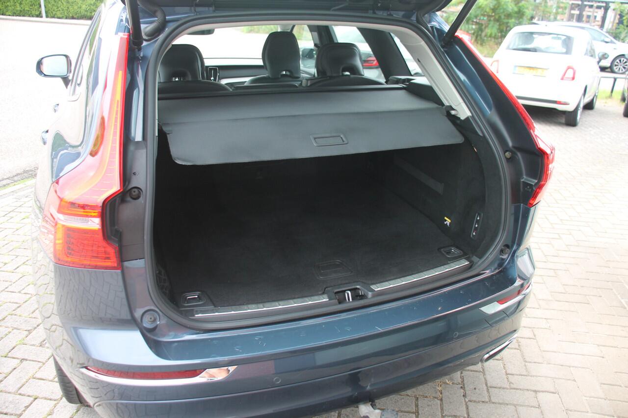 Volvo XC60 2.0 T8 Twin Engine AWD Inscription ? Panoramadak ? Leer ? Electr. trekhaak ? CarPlay