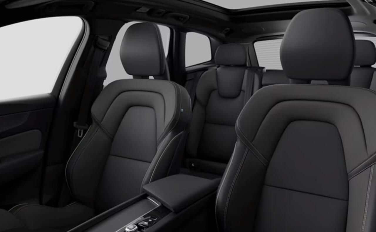 Volvo XC60 2.0 T6 Ultra Black Edition Nieuw Model l Pano l Light Pakket l Stoelverwarming l Adaptieve Cruise l Harman Kardon l HUD