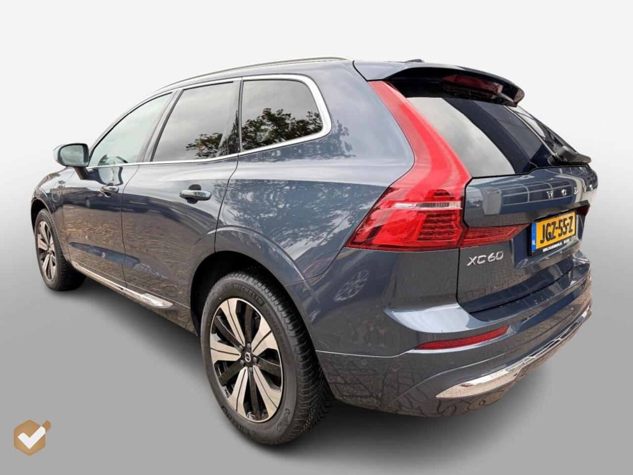 Volvo XC60 2.0 T6 AWD Core Bright Plug-in Automaat *Geen Afl. kosten*
