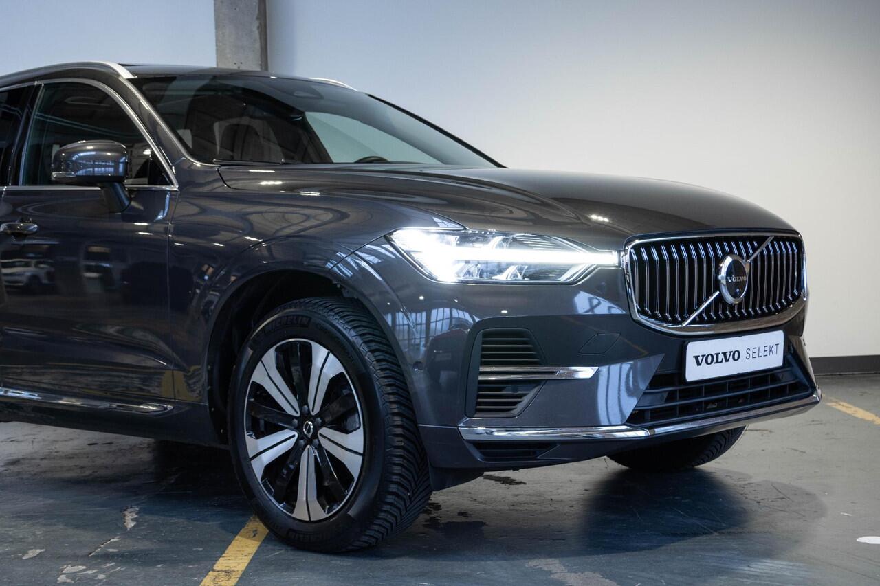 Volvo XC60 T8 Plug-in hybrid AWD Plus Bright | 1ste Eigenaar | Adaptive Cruise Control | Semi-Electrische wegklapbare trekhaak | 360° Parkeercamera | BLIS | Harman Kardon Premium Audio | Parkeerverwarming | Dealeronderhouden