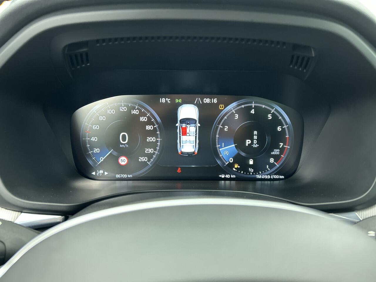 Volvo XC60 2.0 B5 AWD R-Design | Panormadak | Leder | Memory Seats | Harman Kardon | Trekhaak | Stoelverwarming