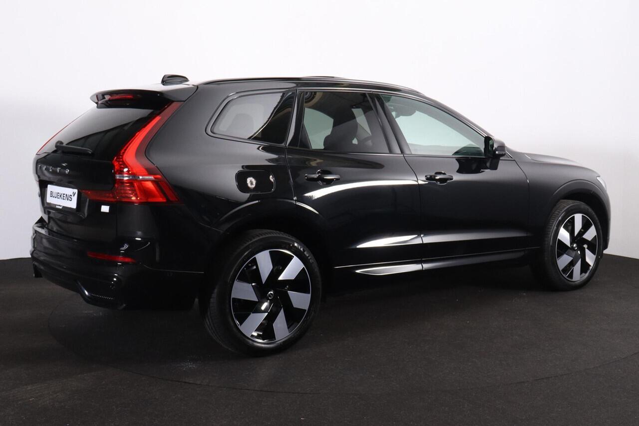 Volvo XC60 T8 Recharge AWD Ultimate Dark Volvo XC60 T8 Plug-in hybrid AWD Ultimate Dark - Panorama/schuifdak - IntelliSafe Assist & Surround - 360º Camera - Verwarmde voorstoelen, stuur & achterbank - Parkeersensoren voor & achter - Elektr. bedienb. voorstoelen met 
