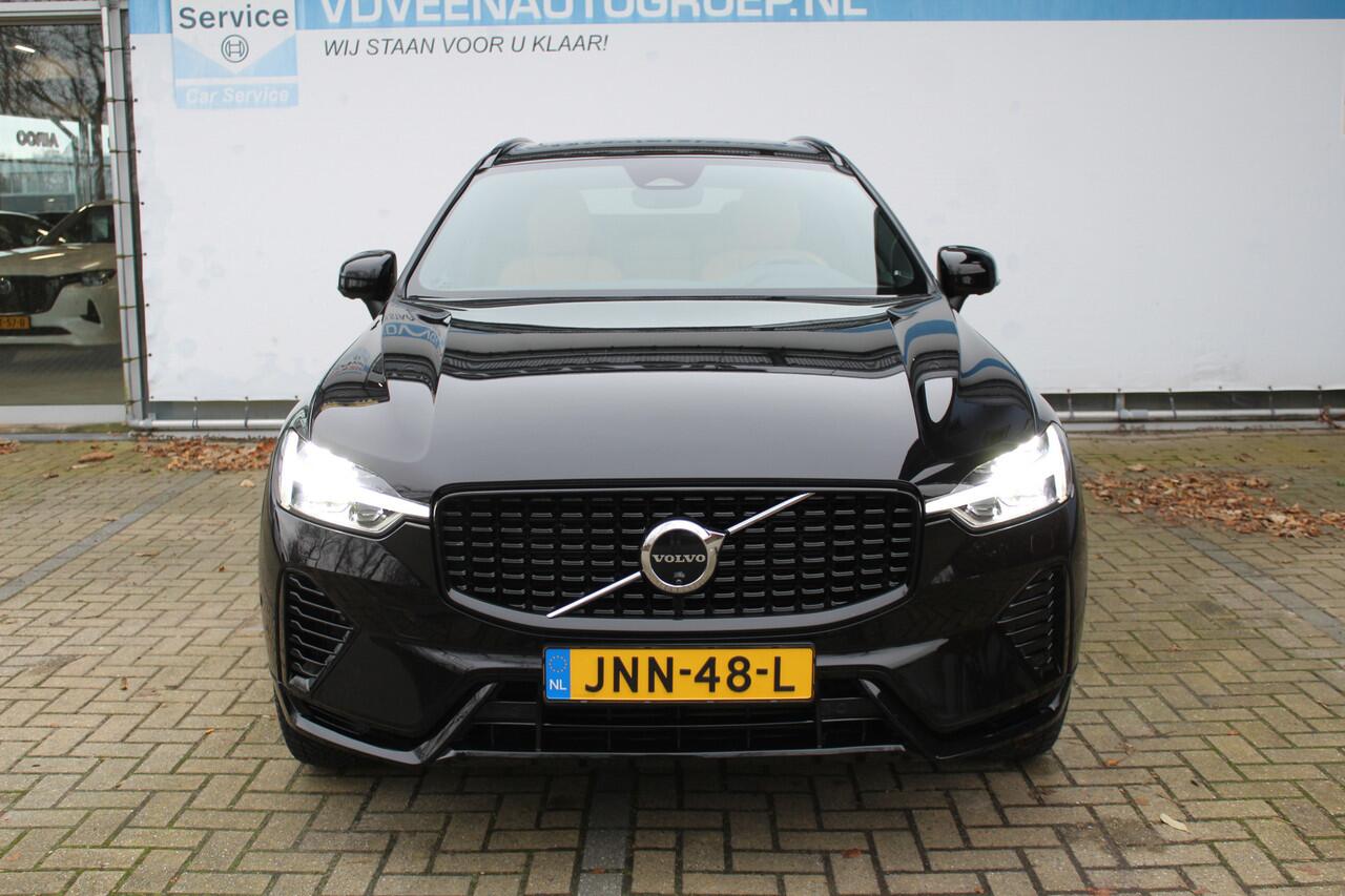 Volvo XC60 2.0 T6 Plug-in hybrid AWD Ultra Dark | Panorama dak | Elektrisch wegklapbare trekhaak | Stoel/stuur verwarming | Harman/Kardon Audiosysteem | Stoelventilatie | 360* Camera | Elektrisch verstelbare stoelen met memory | Achterbank Adaptive cruise | Climate 