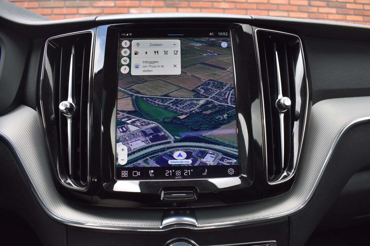 Volvo XC60 T6 350PK Plug-in hybrid AWD Plus Dark | Trekhaak | 360 Camera | Lighting |