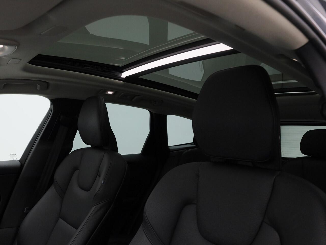 Volvo XC60 2.0 Recharge T6 AWD Business Pro | FACELIFT | PANO | CAMERA | KEYLESS | MEMORY | STOEL- EN STUURVERW.