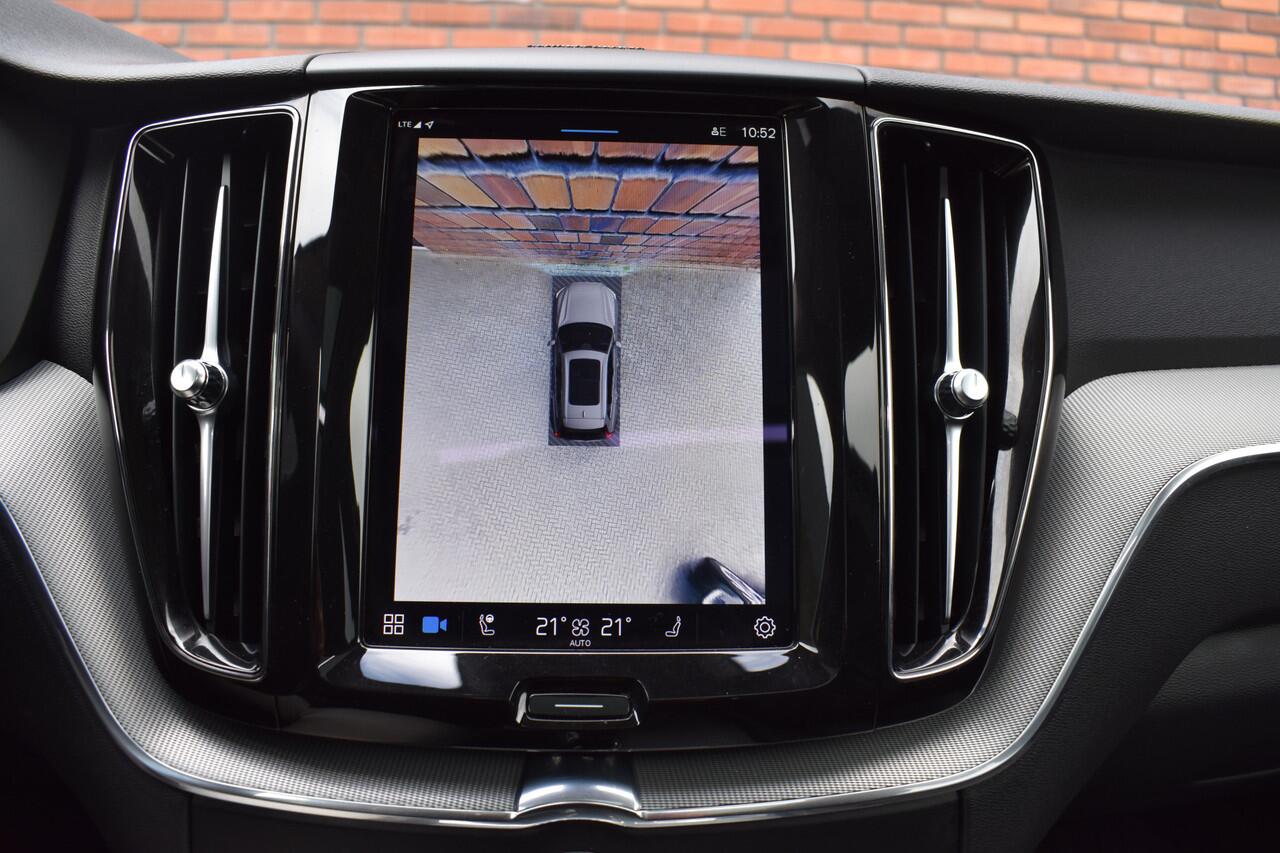 Volvo XC60 T6 350PK Plug-in hybrid AWD Plus Dark | Trekhaak | 360 Camera | Lighting |