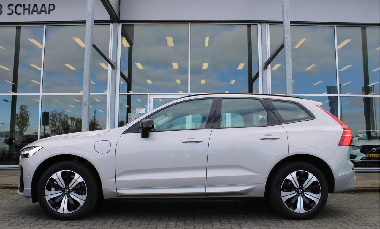 Volvo XC60 T6 Plug-in hybrid AWD Plus Dark | Schuif/kanteldak | El. Trekhaak | 360 Camera | Verw. Voorstoelen & stuurwiel