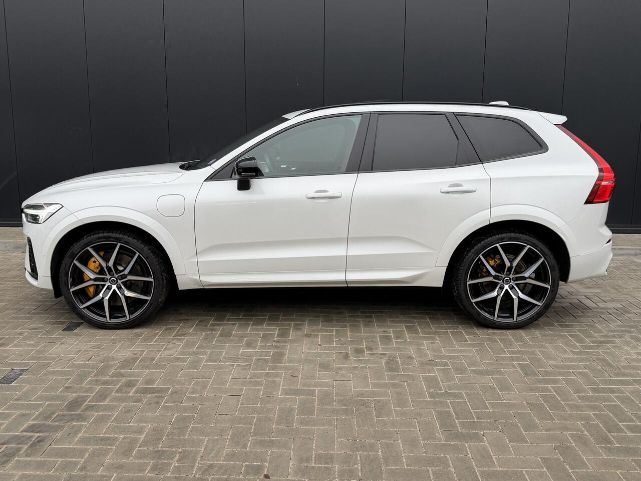 Volvo XC60 2.0 T8 Plug-in-hybrid AWD Polestar Engineered Bowers & Wilkins | 22 inch wielen | Graphical Head Up Display