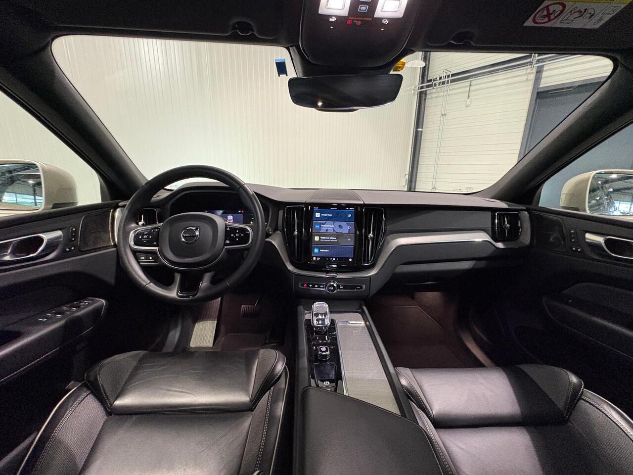 Volvo XC60 T6 Aut. LongRange Ultimate Bright ACC Leder Parkeercamera 350pk