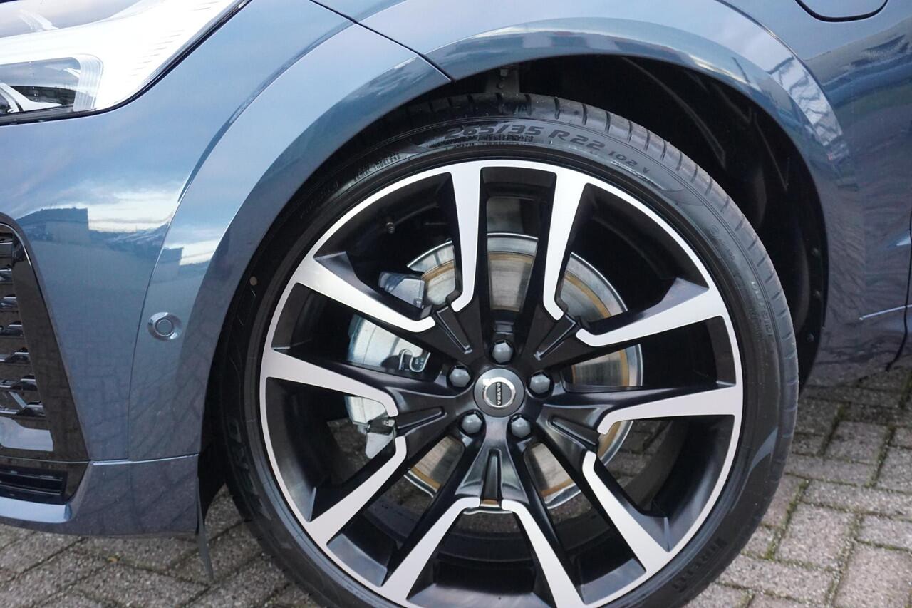 Volvo XC60 2.0 T8 Plug-in hybrid AWD Ultra Dark | Luchtvering | Bowers & Wilkins | Massage | Stoel koeling | Stoel + Stuur verwarming | Panorama Schuifdak |