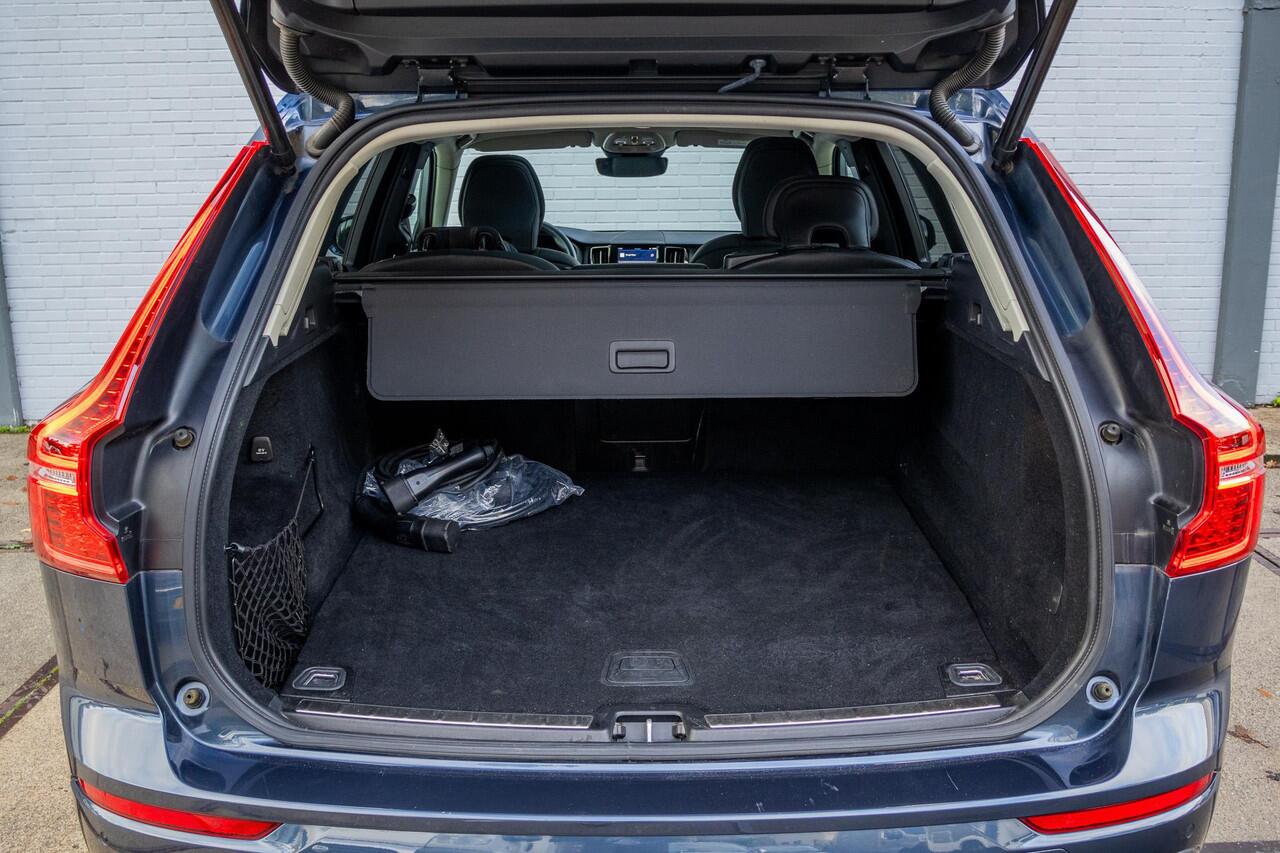 Volvo XC60 2.0 T6 Plug-in AWD inc BTW|Dealer OH|Winter-pack|Pano|Leer