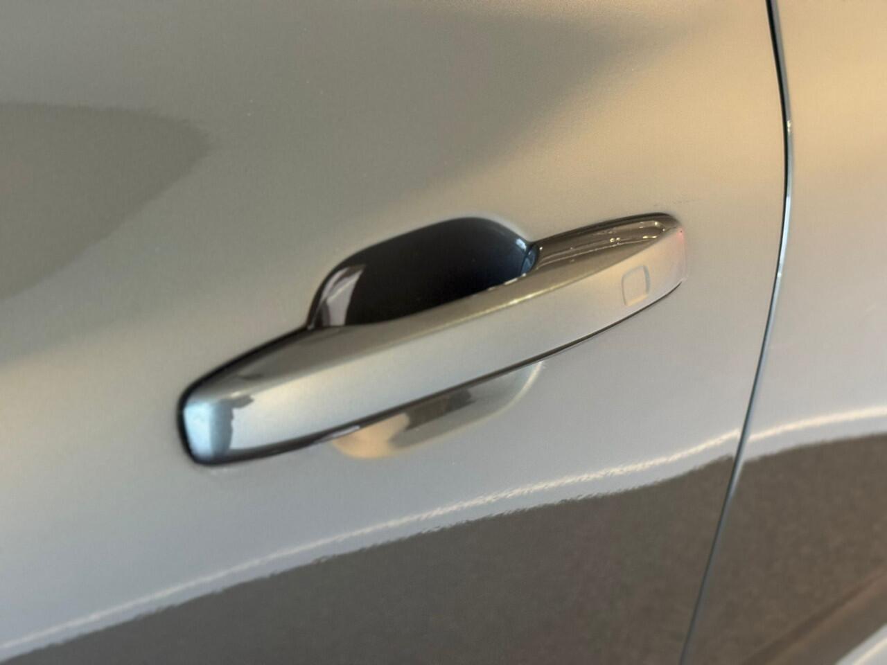 Volvo XC60 2.0 B4 Business Pro