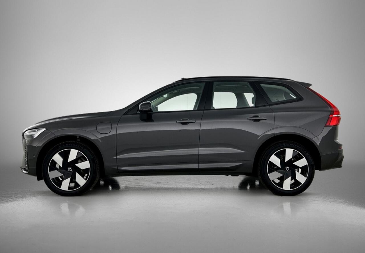 Volvo XC60 2.0 T6 AWD Ultra Dark | Trekhaak | Leder | Panorama dak |