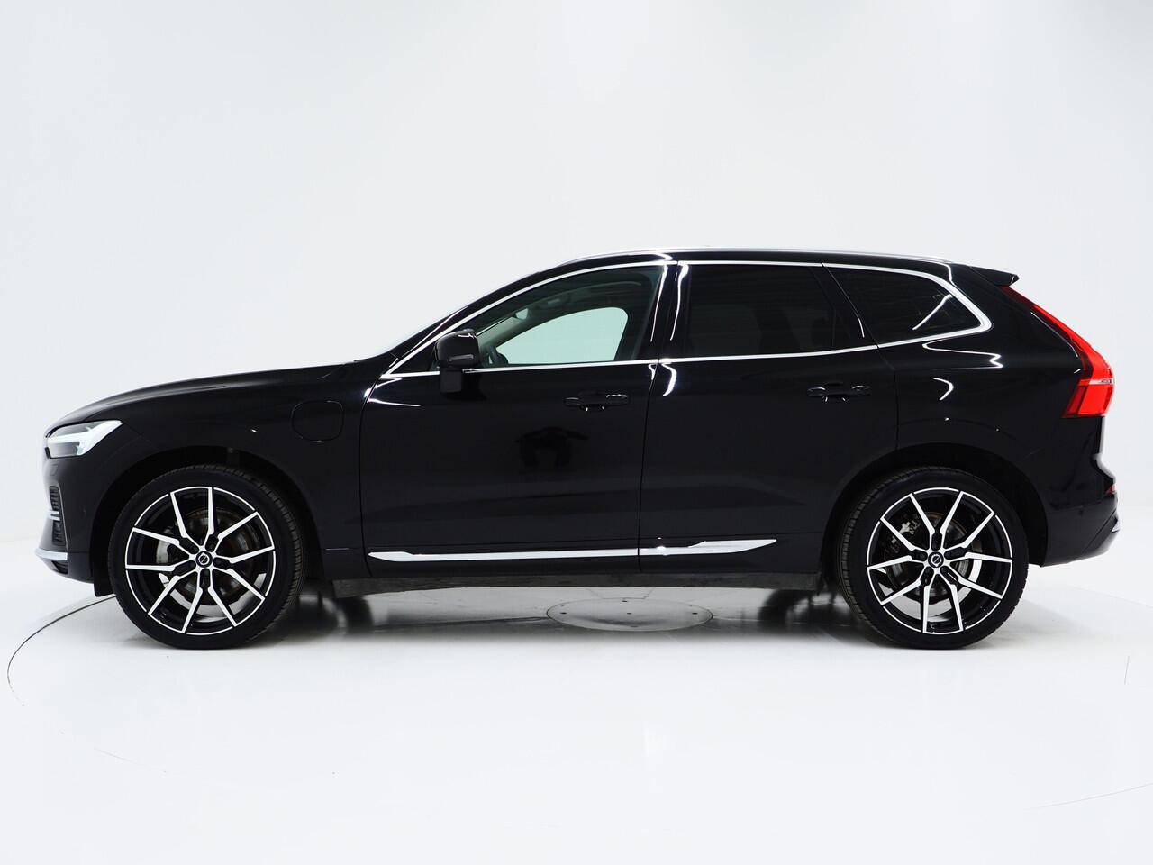 Volvo XC60 2.0 T6 Recharge AWD Ultimate Long Range | Panoramadak | Pilot Assist | Harman/Kardon | 360 | Head Up