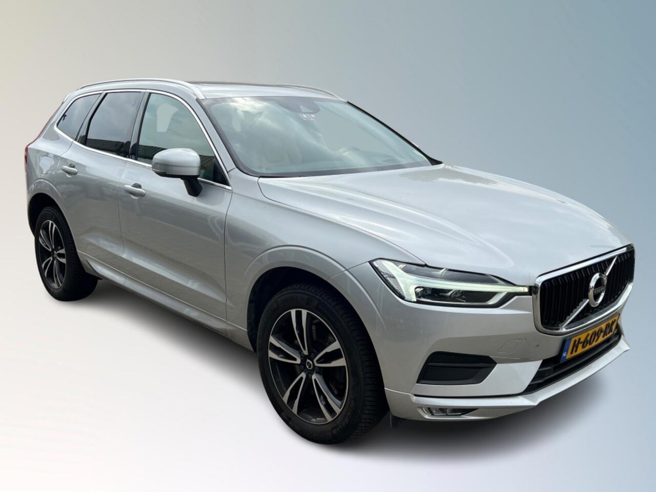 volvo-xc60-2.0-b5-awd-mom.-pro