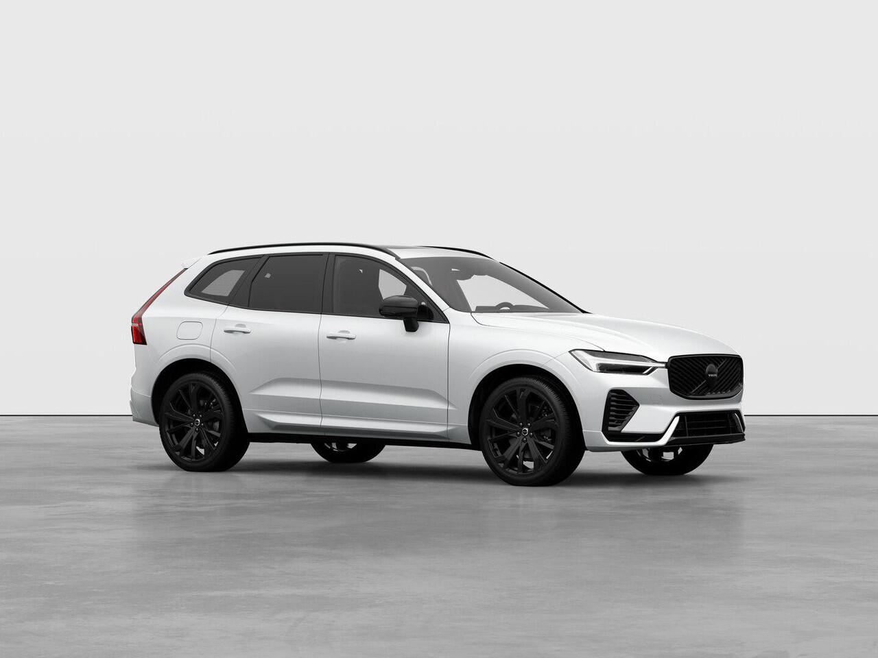 Volvo XC60 2.0 T6 Plug-in hybrid AWD Plus Black Edition Automaat / Panoramadak / Privacy Glass / MY2026 / 21" velgen / MY2026