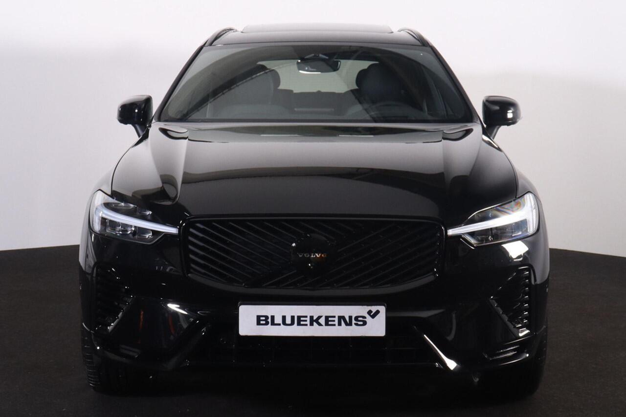 Volvo XC60 T6 Recharge AWD Ultra Black Edition - Panorama/schuifdak - IntelliSafe Assist & Surround - 360º Camera - Harman/Kardon audio - Adaptieve LED koplampen - Verwarmde voorstoelen, stuur & achterbank - Parkeersensoren voor & achter - Elektr. bedienb. voorstoel