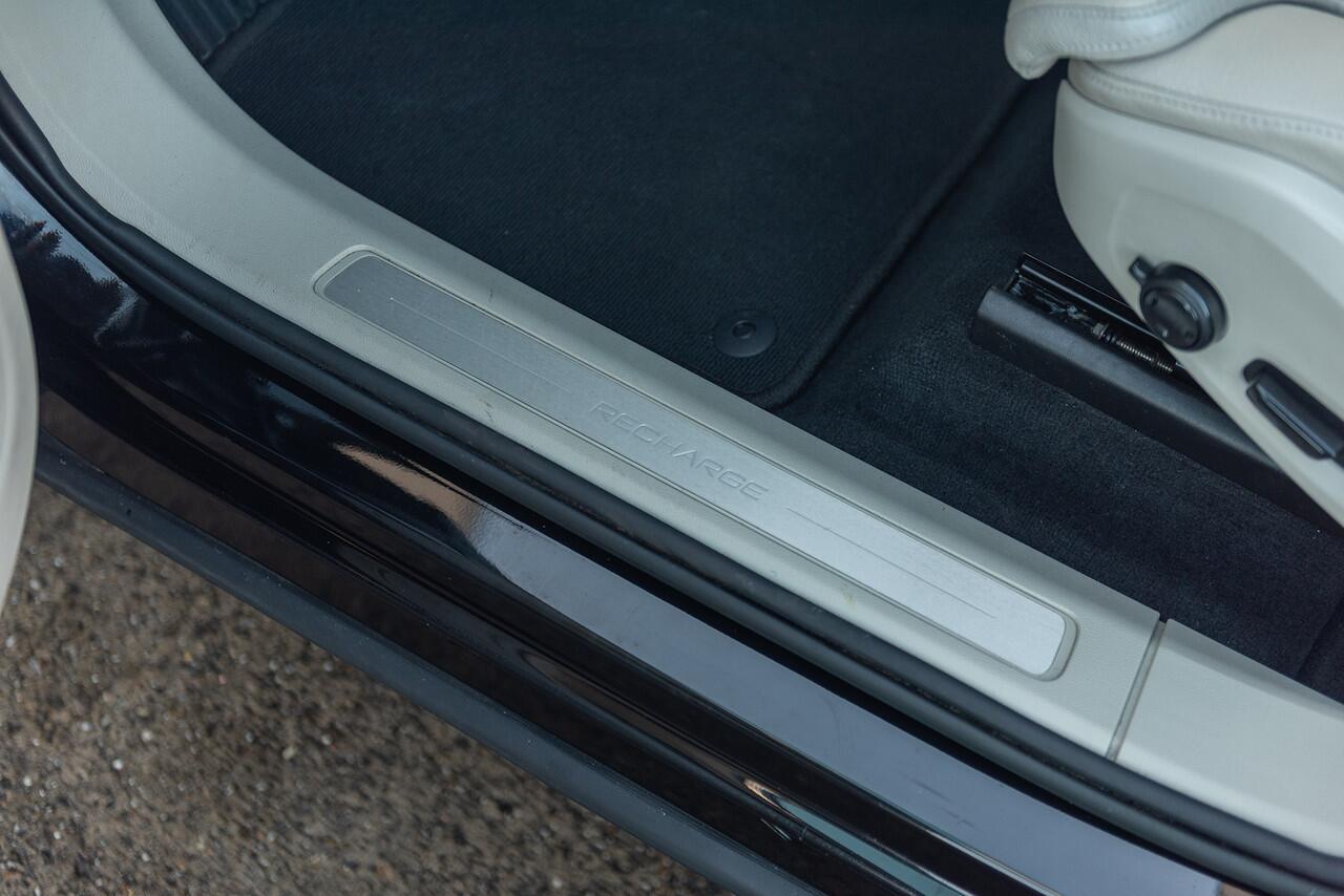 Volvo XC60 T6 Aut. Long Range Plus Bright Leder ACC 360Camera 350pk