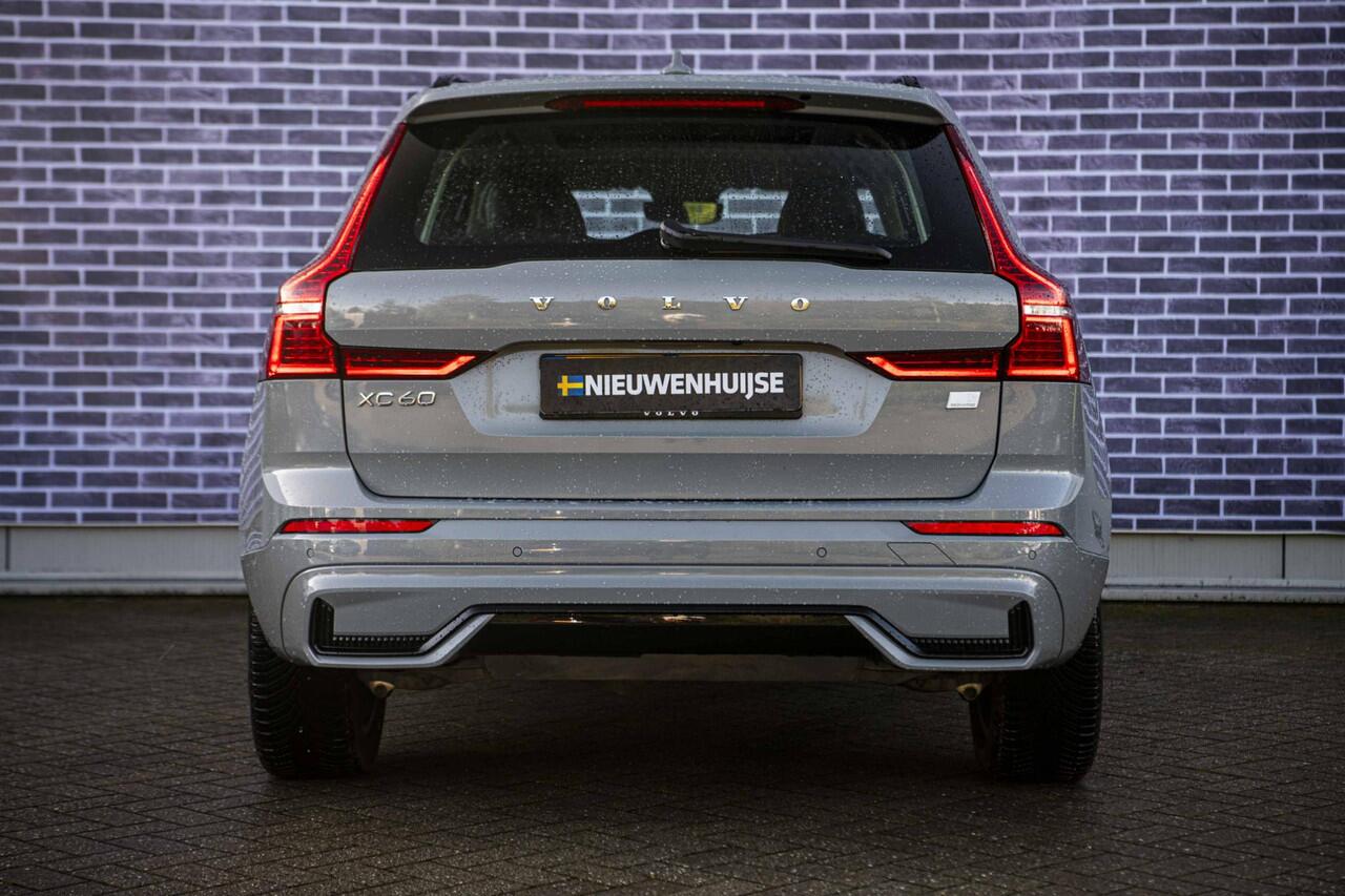 Volvo XC60 2.0 T6 Plug-in hybrid AWD Plus Dark | Trekhaak | Schuif/kanteldak | Rondomzicht camera | Dodehoek assistent | Stoel/Stuur verwarming |